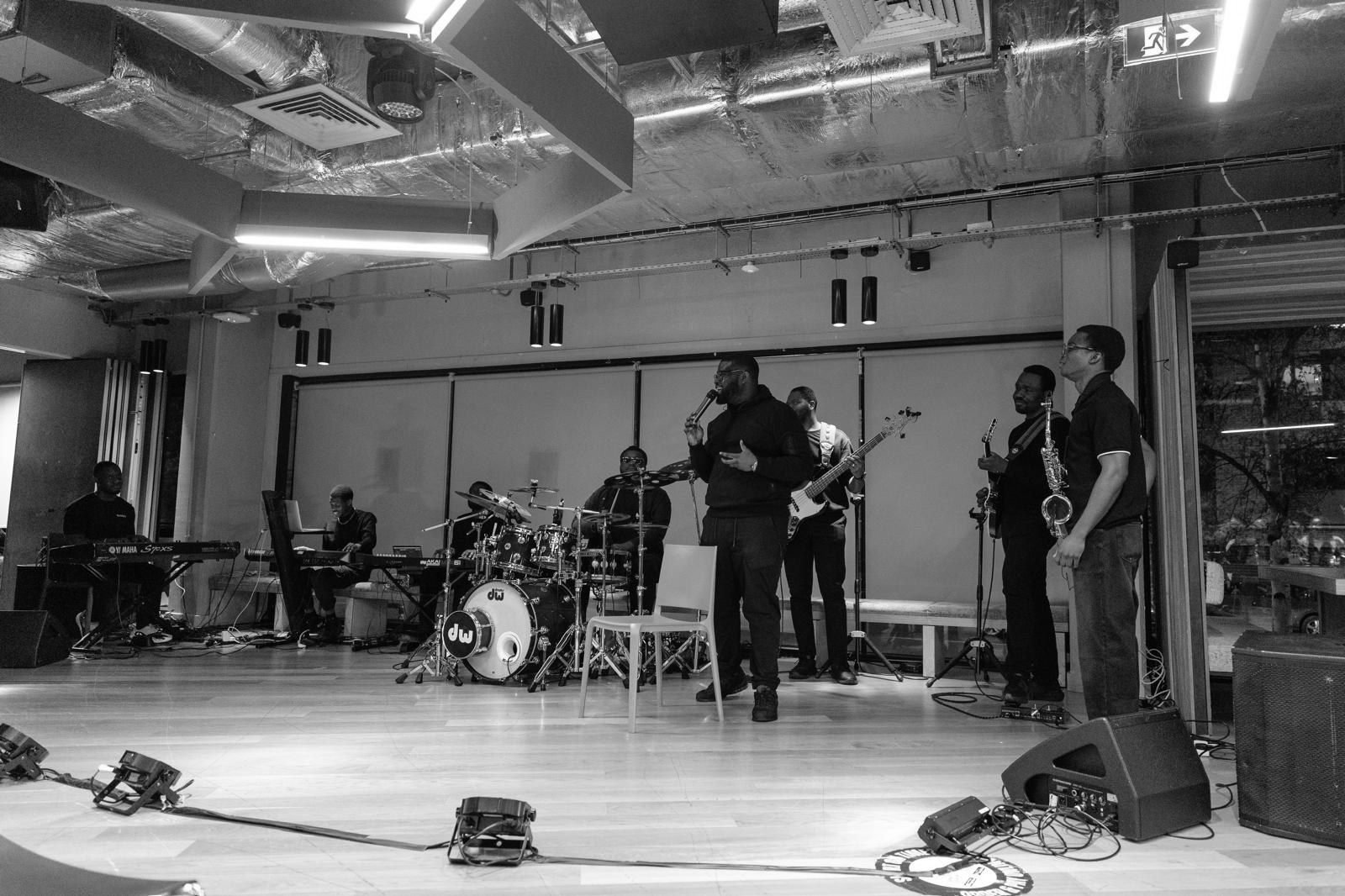 The Mood Changers full band performing
